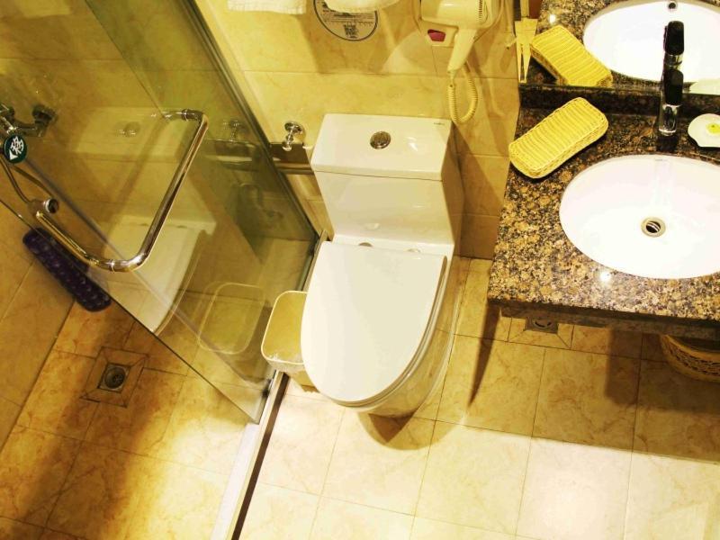 Greentree Inn Shandong Qingdao Development District Sdust Express Hotel Εξωτερικό φωτογραφία
