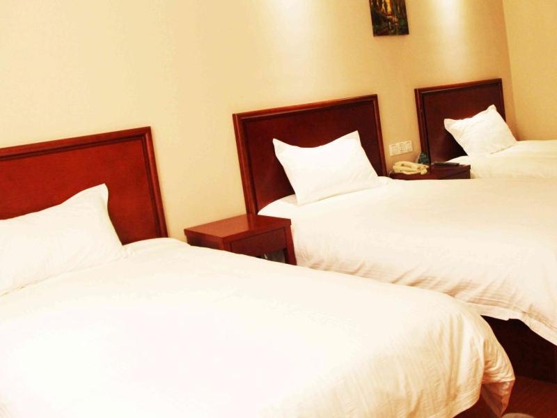 Greentree Inn Shandong Qingdao Development District Sdust Express Hotel Εξωτερικό φωτογραφία