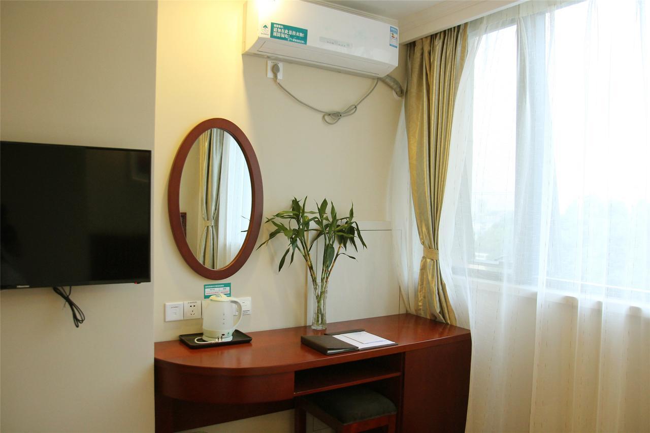 Greentree Inn Shandong Qingdao Development District Sdust Express Hotel Εξωτερικό φωτογραφία