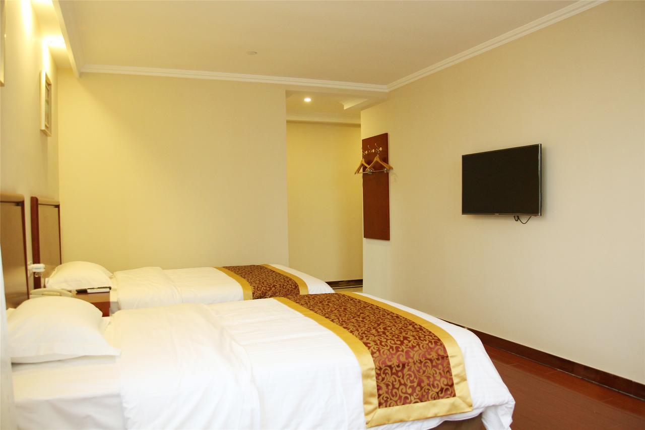 Greentree Inn Shandong Qingdao Development District Sdust Express Hotel Εξωτερικό φωτογραφία